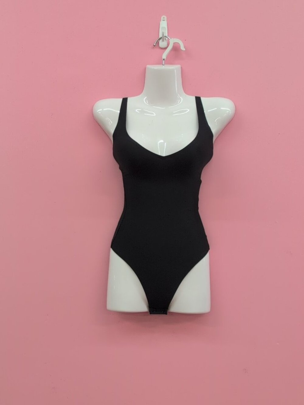 SKIMS Body Unlined Plunge Thong Bodysuit Onyx XXS NWT